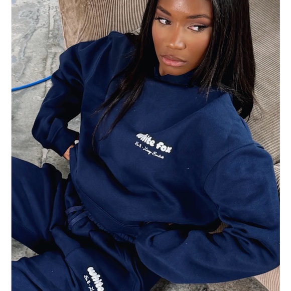 White Fox Boutique Era 8 Oversized Nautical Navy Hoodie NWT, Size SM//M - Picture 3 of 6